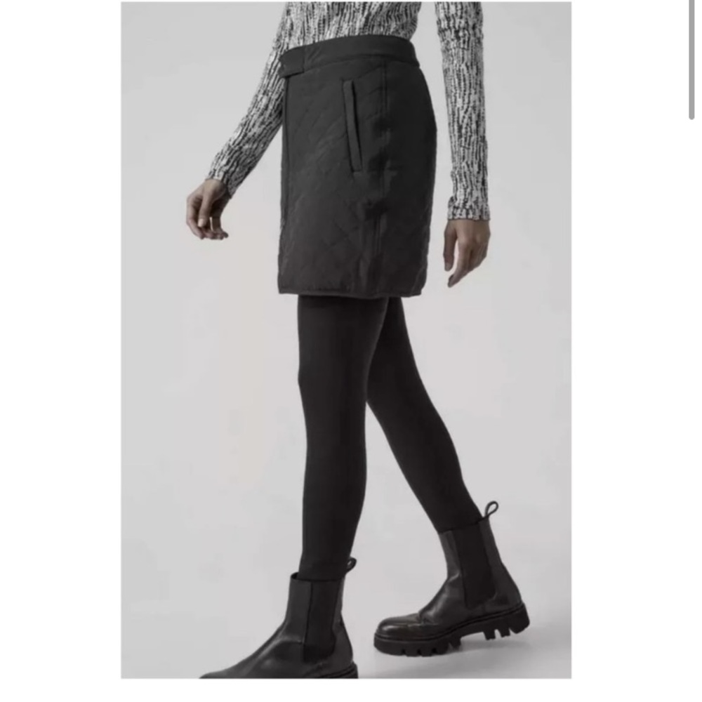 ATHLETA Apres Ski Skirt - Picture 2 of 5
